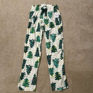 Old Navy Pajama set. Brand new, t-shirt is a size small and the pants are xs